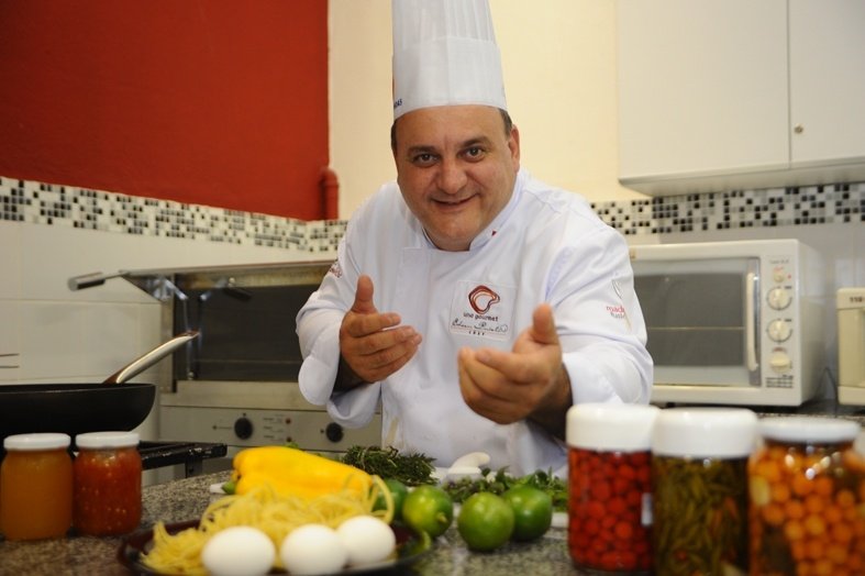 UNA lança curso de graduação em gastronomia com coordenação do chef Edson Puiati
