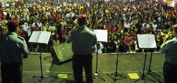 Banda dos bombeiros faz show amanhã na Praça Melo Viana