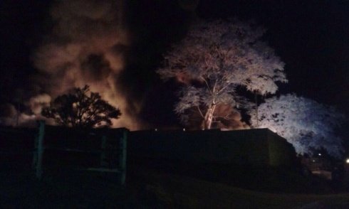 Incêndio destrói mais de 50 ônibus, no distrito de Ravena em Sabará