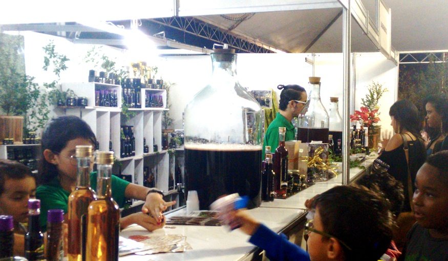 Começou o Festival da Jabuticaba e a Feira de Artesanato de Sabará