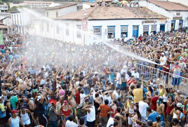 Chuveirão do Carnaval de Sabará ameaçado pela seca