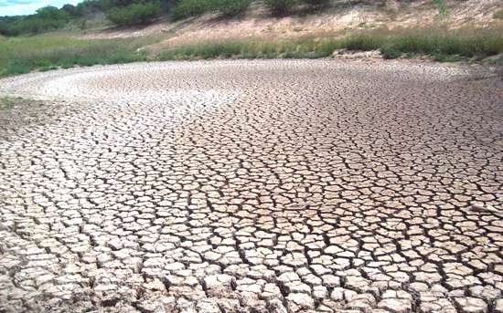 Governo de Minas vai anunciar medidas para conter o consumo de água