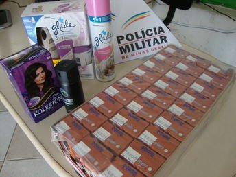 Mulher é presa após furtar 03 comércios em Sabará
