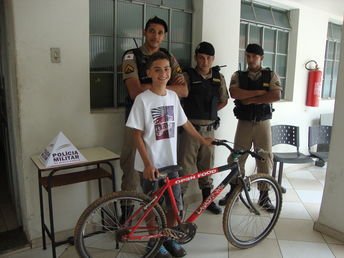 Bicicleta furtada é recuperada pela PM em Sabará