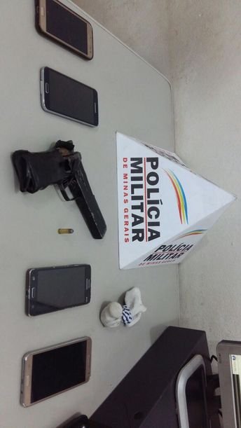 Polícia recupera veículo que foi roubado no bairro Roça Grande
