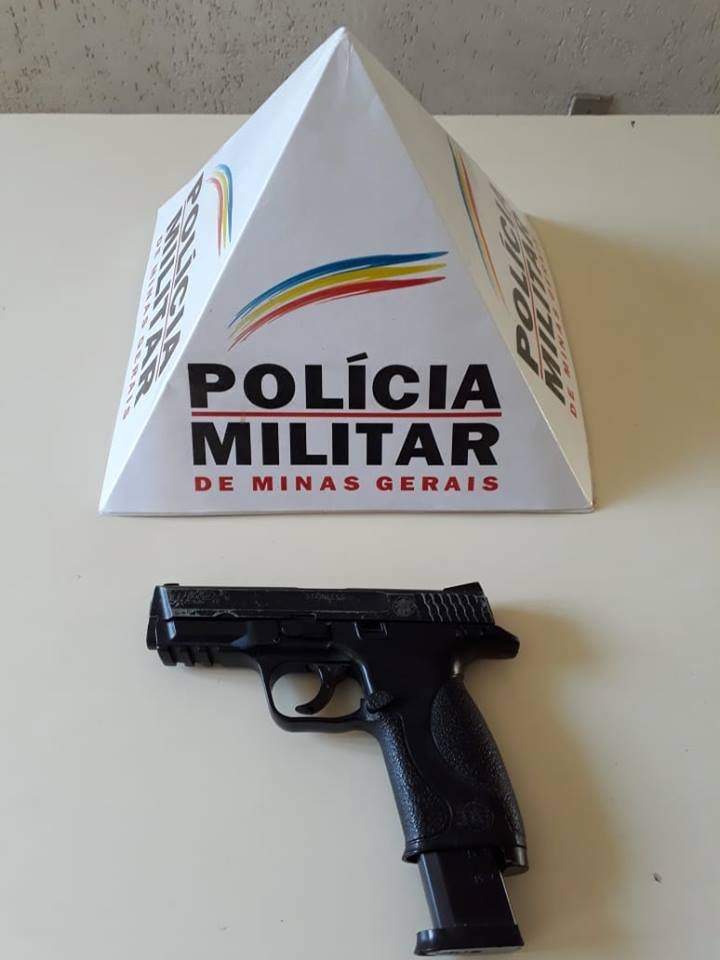 Veículo roubado é recuperado em Sabará