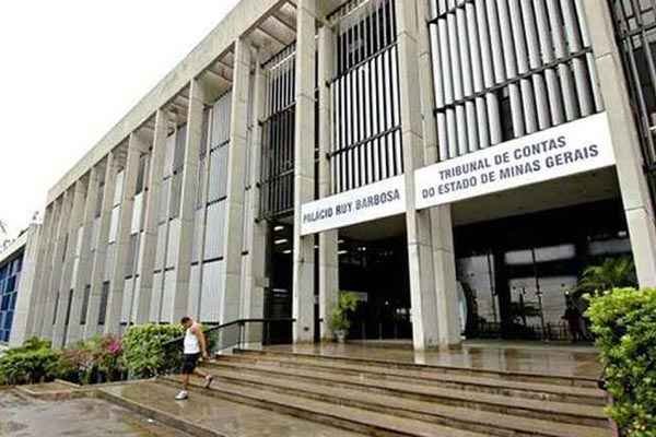 TCEMG condena beneficiário de cheques fraudados a devolver R$ 28 mil ao município de Sabará