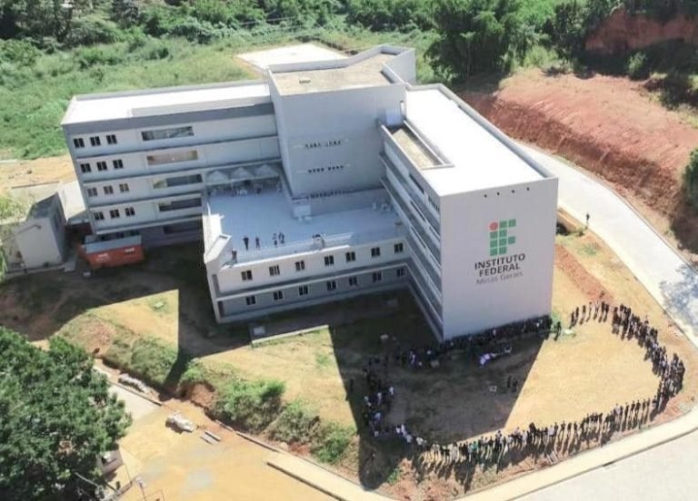 IFMG amplia vagas e prorroga inscrições de concurso público