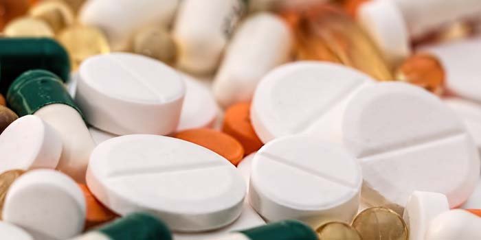 Governo de Minas anuncia verba destinada à compra de medicamentos básicos para as prefeituras
