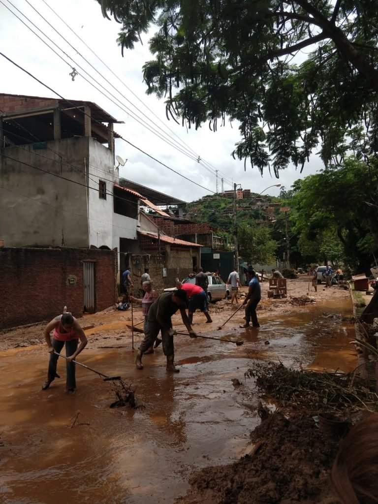 Atendimento psicológico gratuito para as vítimas das chuvas em Sabará