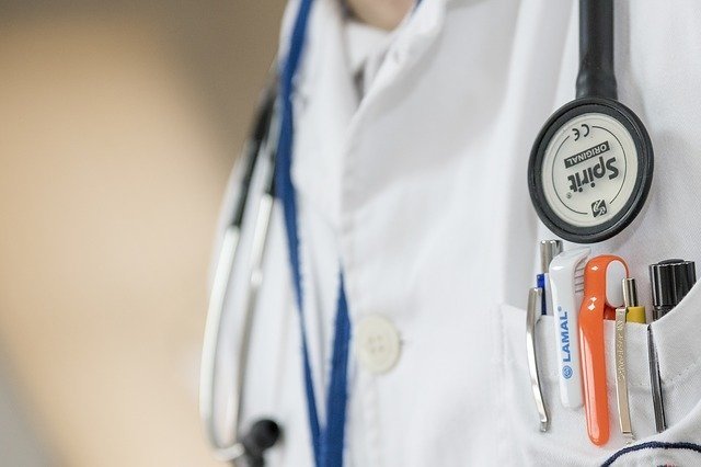 Fhemig abre novos chamamentos emergenciais para contratações temporárias