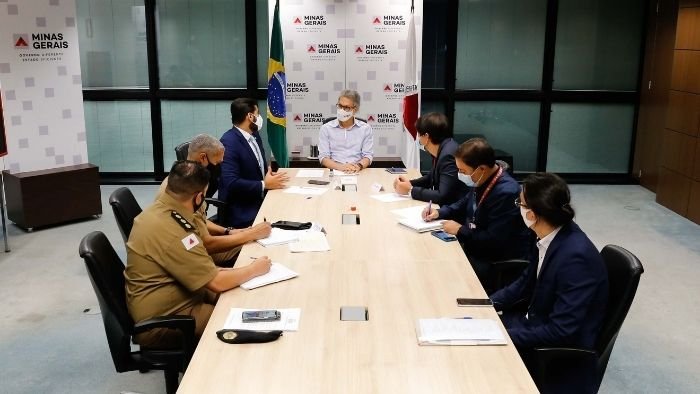 Governador Romeu Zema anuncia onda roxa em todo o estado