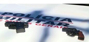 PM efetua prisão de assaltantes de taxista em Sabará