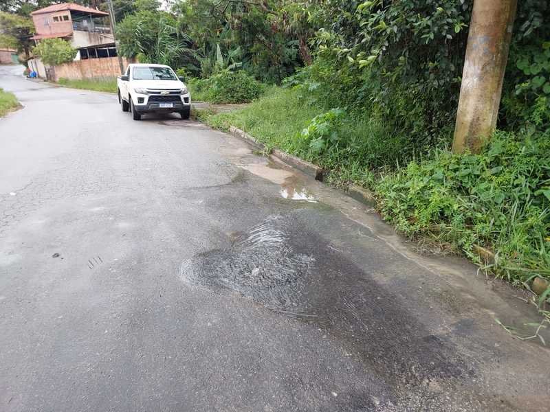 Ligações irregulares aumentam em 40% vazamentos de esgoto durante período chuvoso
