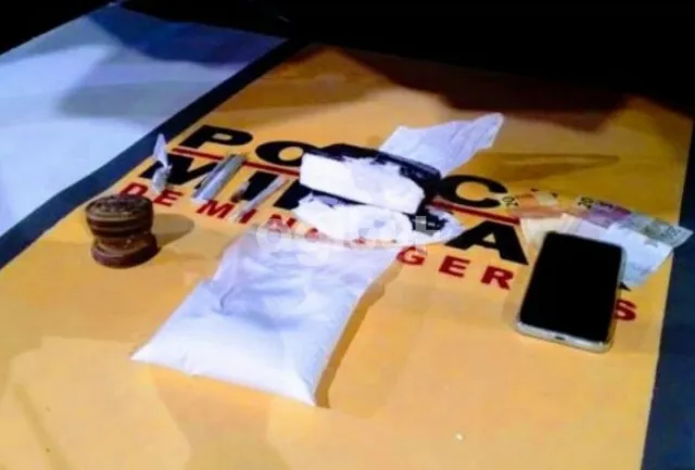 Polícia prende suspeito com cocaína na estrada que liga Nova Lima a Sabará
