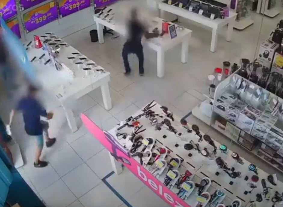 Prejuízo de R$ 100 Mil: Polícia Civil prende suspeitos de roubo em Sabará (Vídeo)