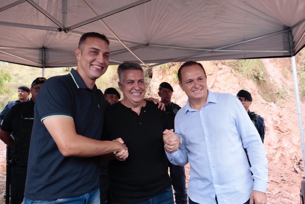 Parceria entre Sabará e Belo Horizonte leva asfalto à estrada do Castanheiras