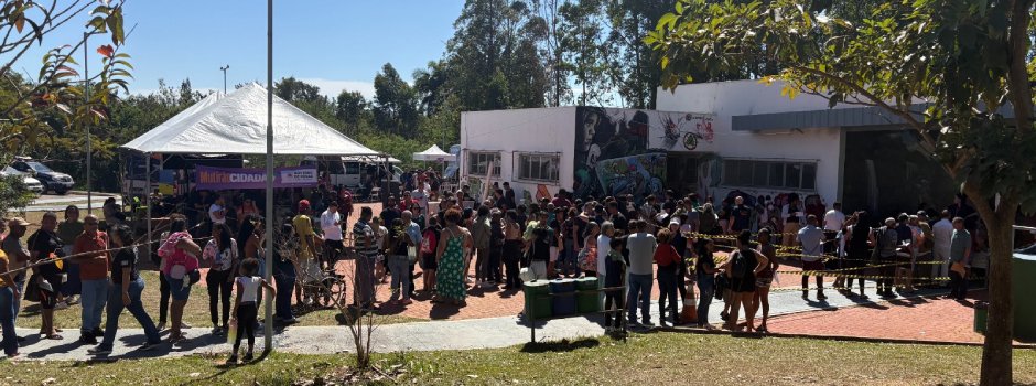 Mutirão Cidadão leva mais de 30 serviços gratuitos à Praça Melo Viana, em Sabará