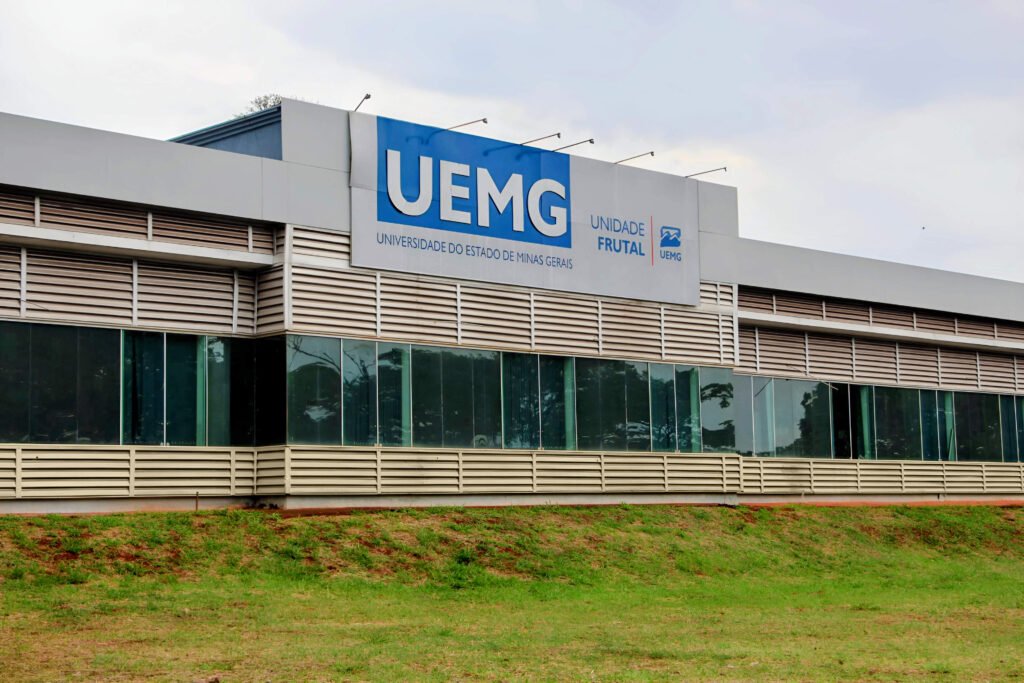 Uemg abre inscrições para o Vestibular 2026 com cerca de 5 mil vagas em todo o estado