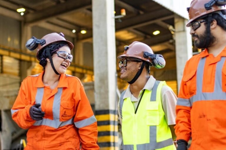 AngloGold Ashanti abre inscrições para Programa PRÓ+ voltado à qualificação de mulheres e pessoas com deficiência